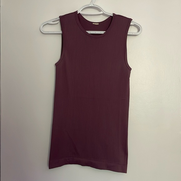 Zyia Active lavender parallel tank XS - Picture 4 of 5